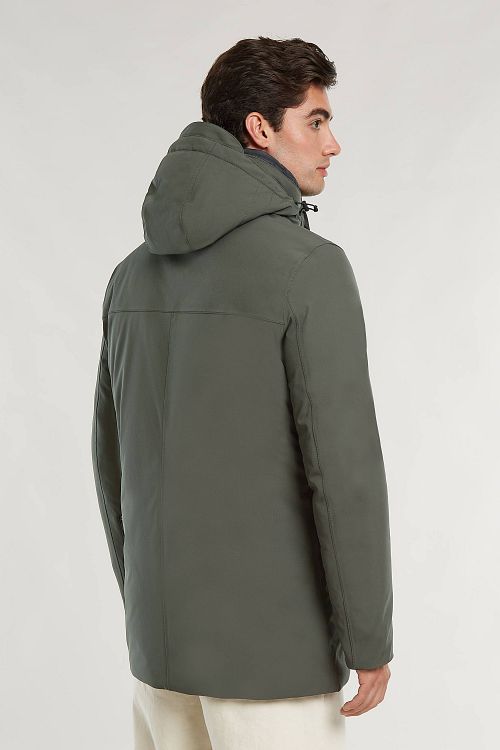 Model / Achterkant