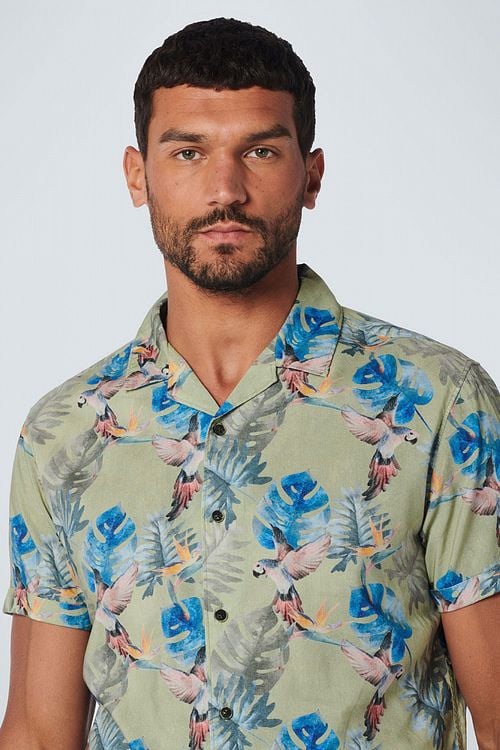 No Excess Short Sleeve Shirt Print Green Model / Detail