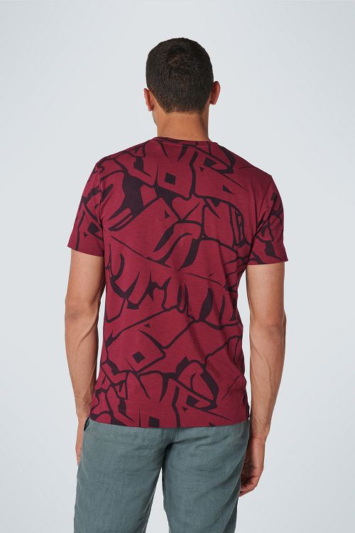 No Excess T Shirt Print Red Model / Achterkant