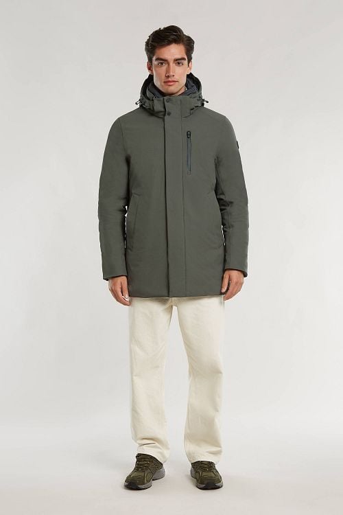 Reset Jacket Charleston Army Green Model / Voorkant