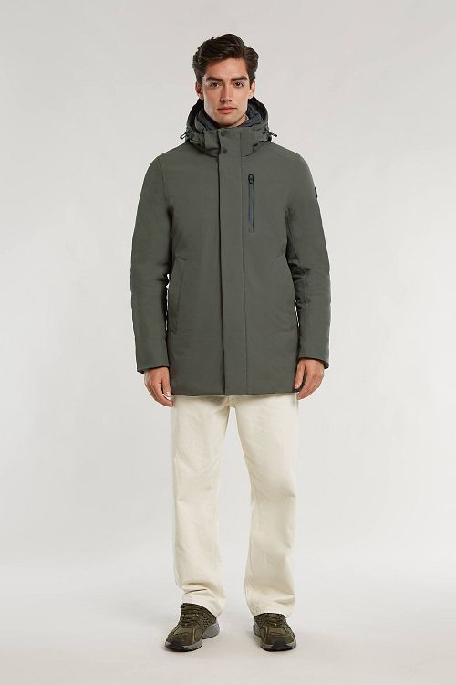 Reset Jacke Charleston Army Grün Model / Voorkant
