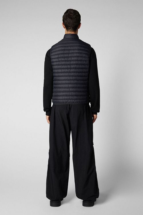 Save The Duck Bodywarmer Adam Black Model / Achterkant