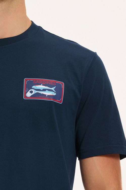Shiwi T-Shirt Sardines Midnight Navy Model / Detail
