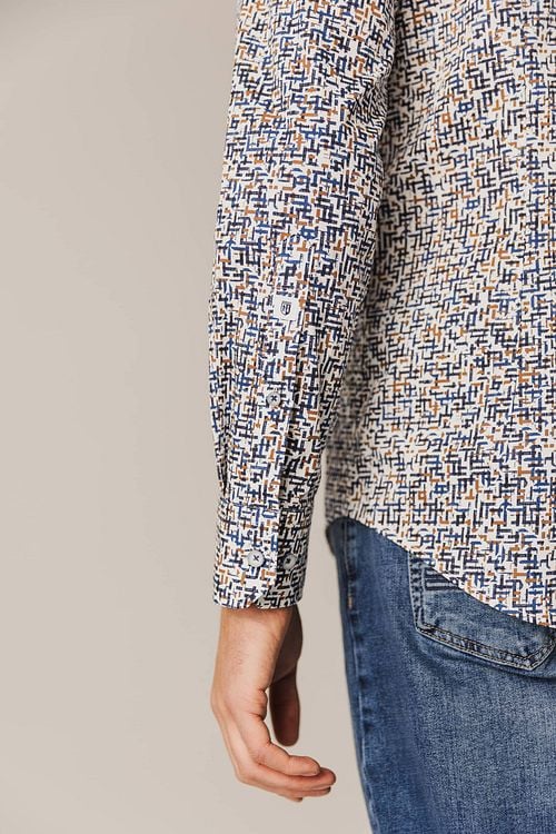 State Of Art Shirt Poplin Print Blue Red Model / Detail