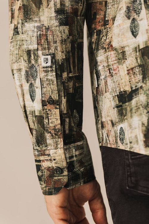 State Of Art Shirt Print Multicolour Model / Detail