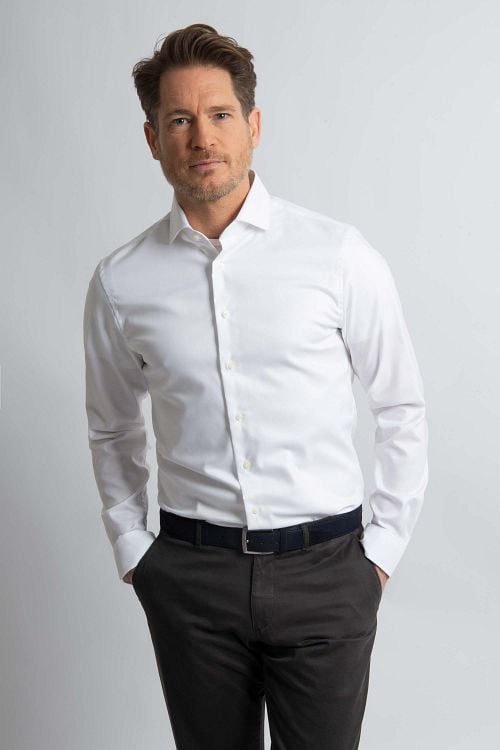 Steppin' Out Shirt Slim-Fit Twill White Model / Voorkant