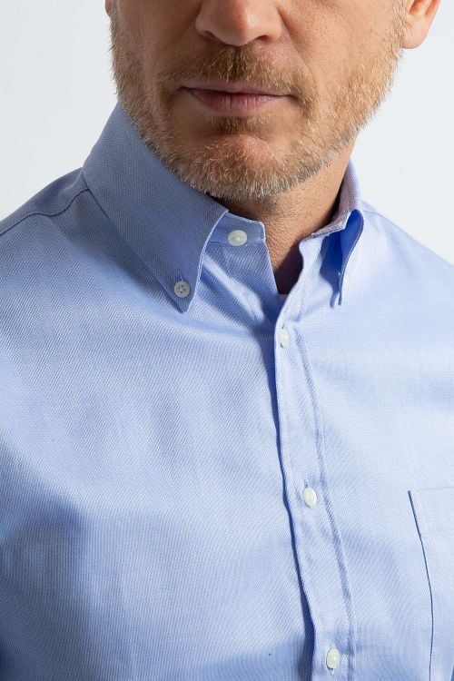Steppin' Out Shirt Dobby Light Blue Model / Detail