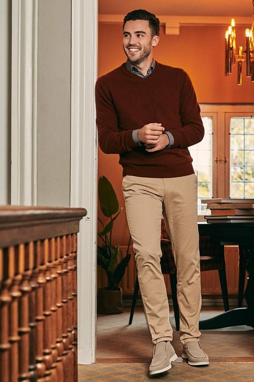 Suitable Chino Plato Ecru Model / Voorkant met Bram