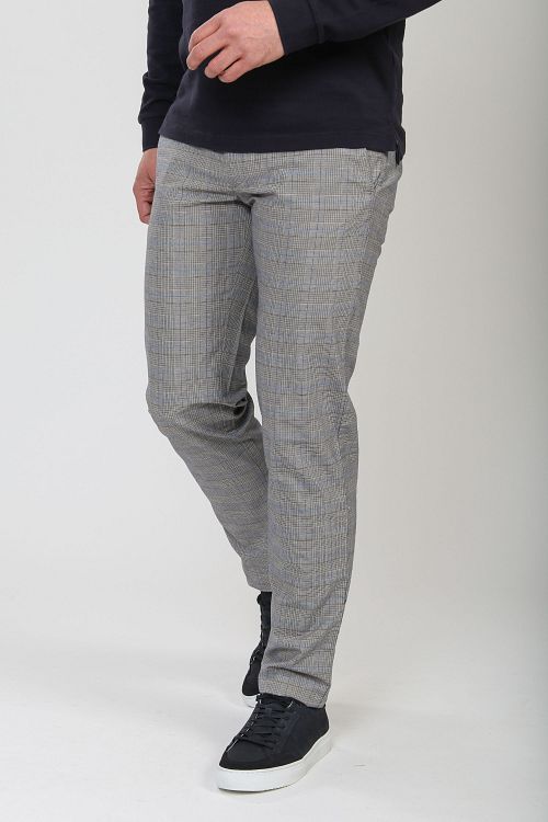 Suitable Chino Sartre Pane Camel Model / Voorkant