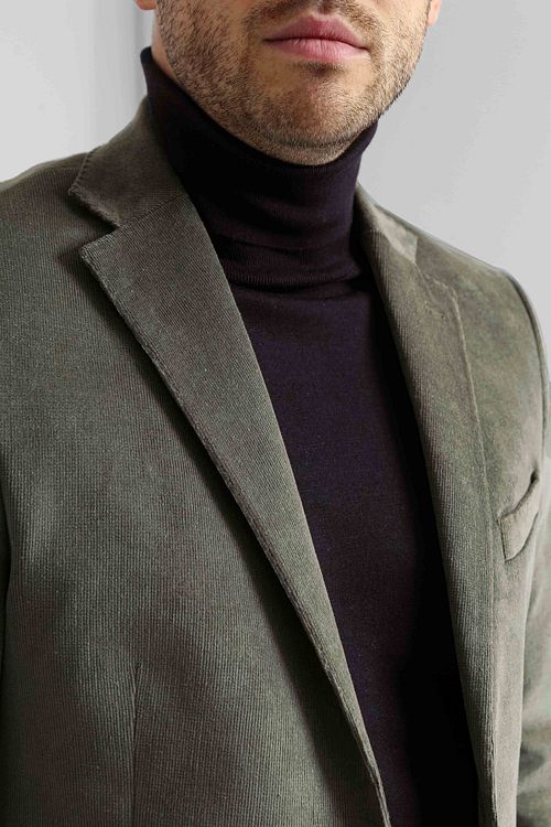 Suitable Corduroy Suit Green Model / Detail