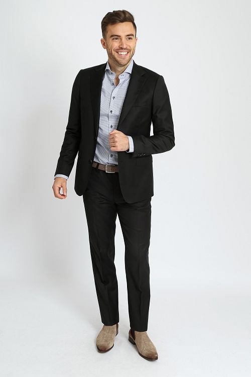 Suitable Suit Wool Uni Black Model / Voorkant with Bram