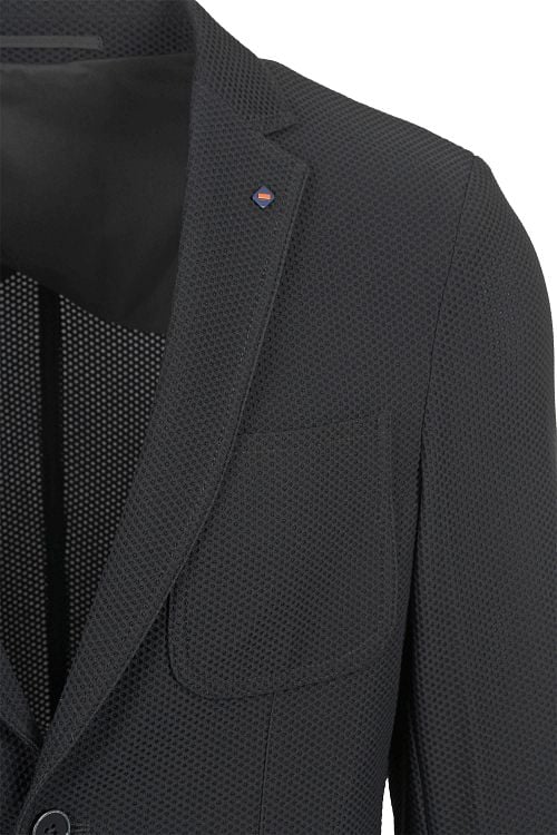 Suitable Travel Jacket Zwart Model / Detail