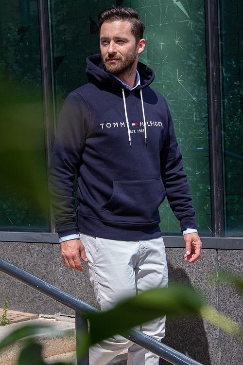 Tommy Hilfiger Hood Core Donkerblauw Model / Sfeerbeeld