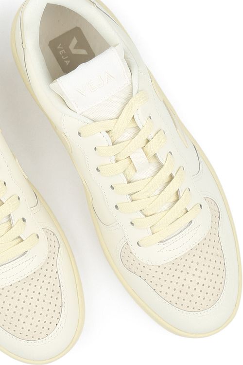 Veja Baskets Calcaire Blanc cassé Product / Detail
