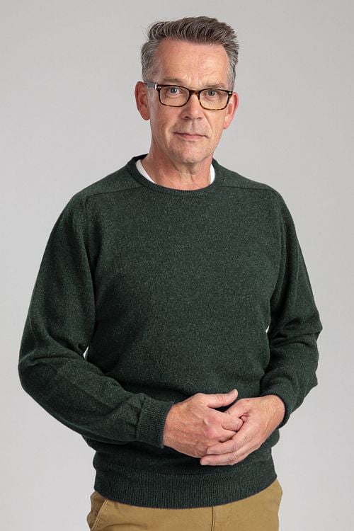 William Lockie Rosemary Lambswool Groen Model / Voorkant
