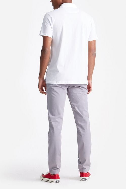 King Essentials The James Poloshirt Wit Model / Achterkant
