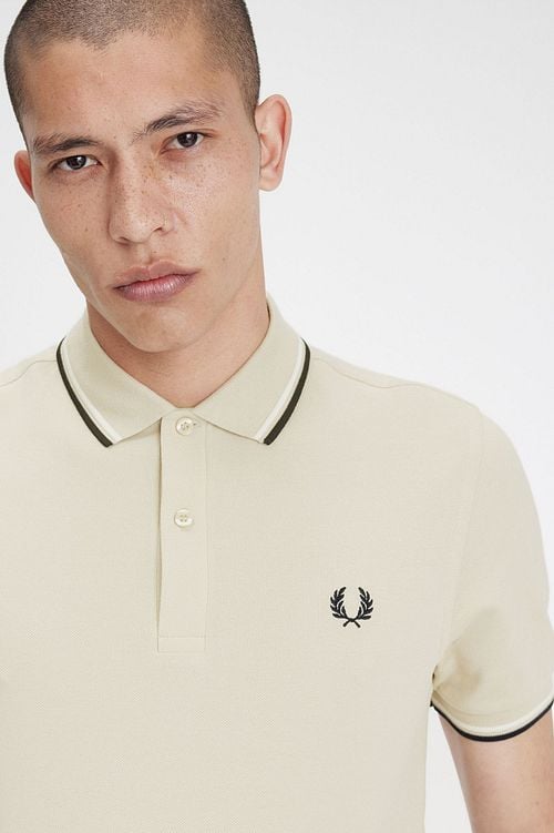 Fred Perry Polo M3600 Beige U87 Model / Detail