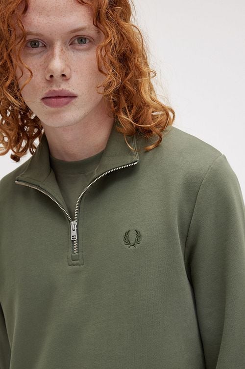 Fred Perry Half Zip Trui Olijfgroen Model / Detail