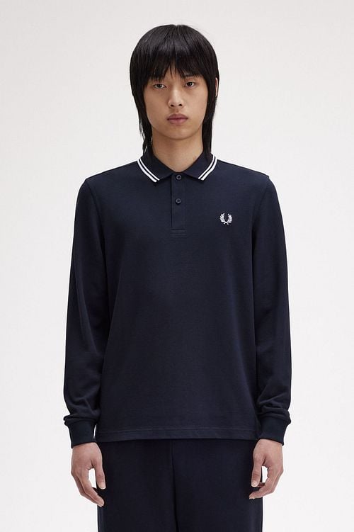 Fred Perry Longsleeve Polo Navy 238 Model / Voorkant