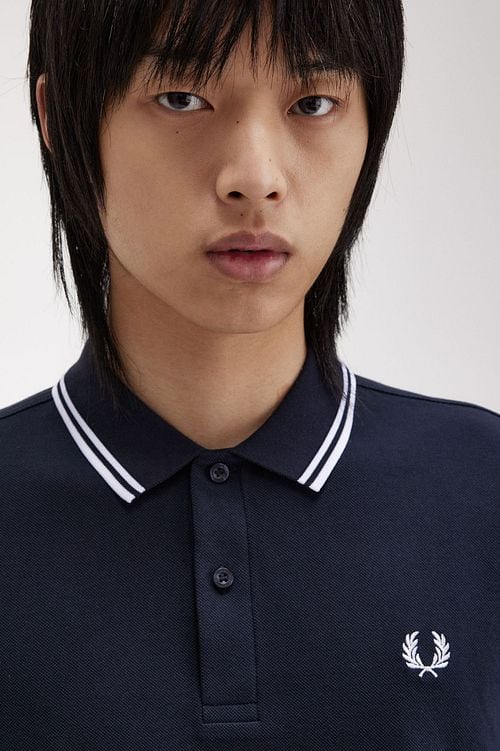 Fred Perry Longsleeve Polo Navy 238 Model / Detail