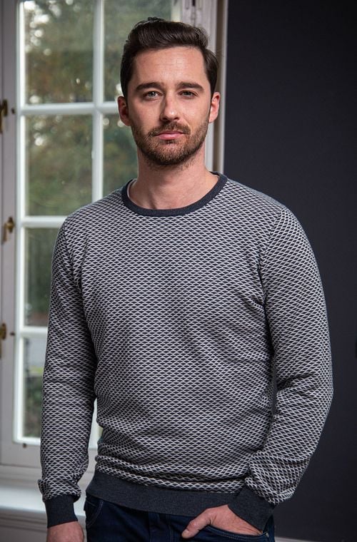 Suitable Cotton Zach Pullover Grey Design Model / Voorkant