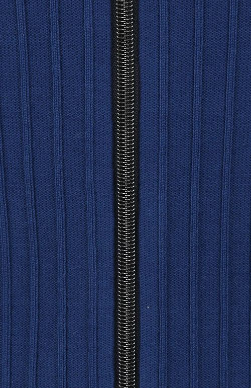 Product / Detail