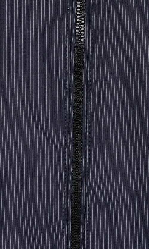 Product / Detail