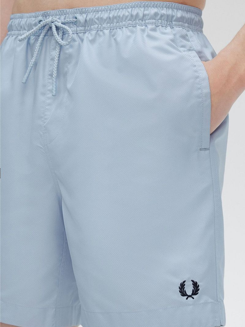 Fred Perry Badeshorts Hellblau - Größe M günstig online kaufen