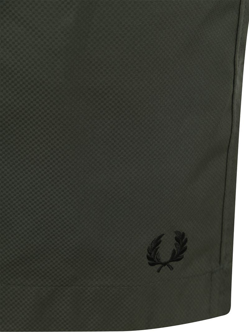 Fred Perry Badeshorts Dunkelgrün - Größe M günstig online kaufen
