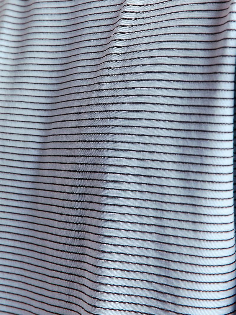 No Excess Stripes T-Shirt Lichtblauw
