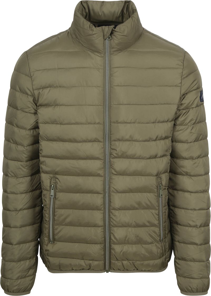 Suitable Travis Jas Groen