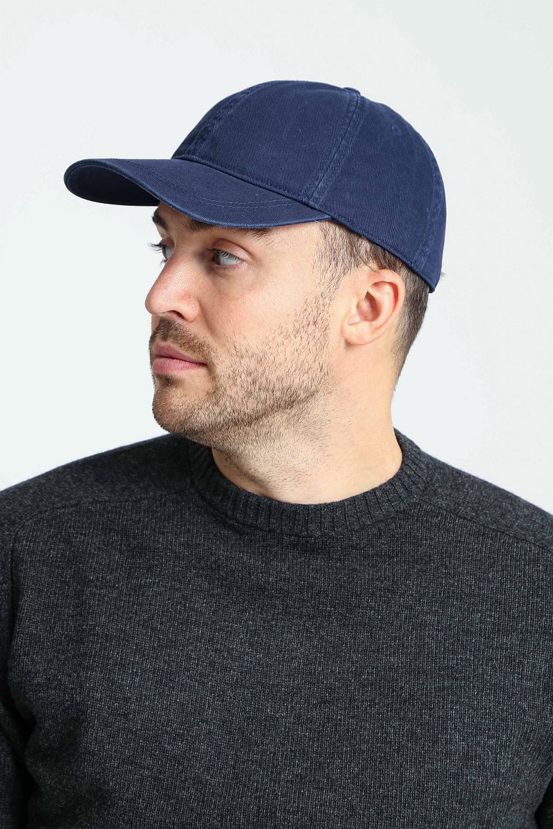 Suitable Cap Navy