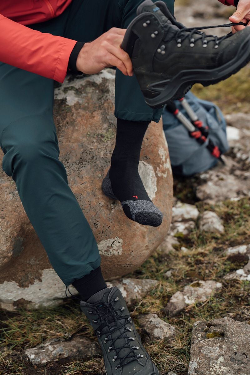 FALKE TK2 Explore Wandersocken Schwarz - Größe 39-41 günstig online kaufen