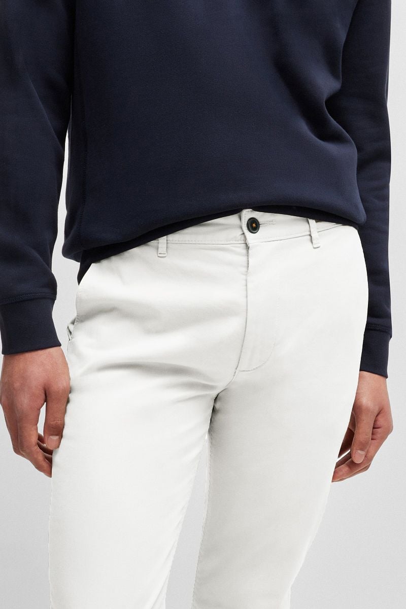 BOSS Satin Chino Weiß - Größe W 33 - L 30 günstig online kaufen
