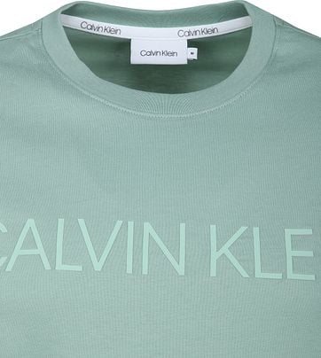green calvin klein t shirt