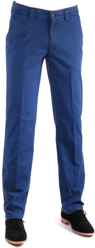 Suitable Chino Blau