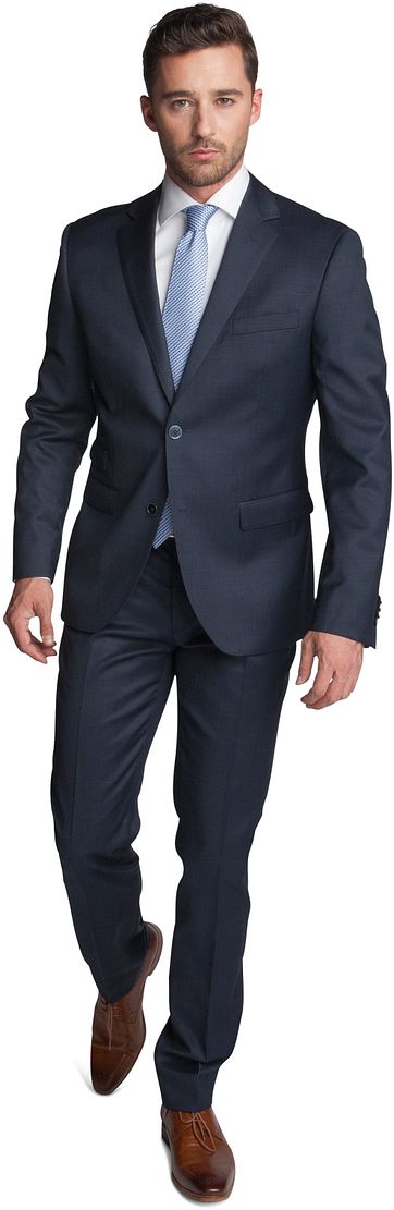 Suitable Suit Lausanne